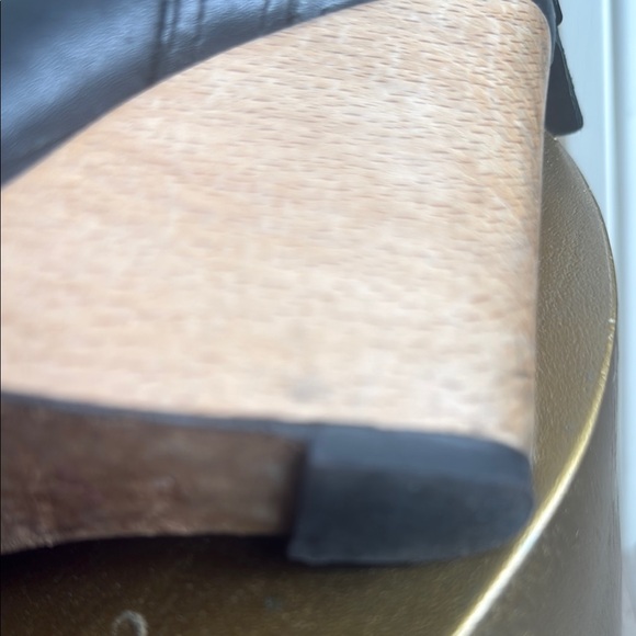 CHANEL Black Wedge Peep-Toe Shoes. Size 8 - Picture 12 of 13